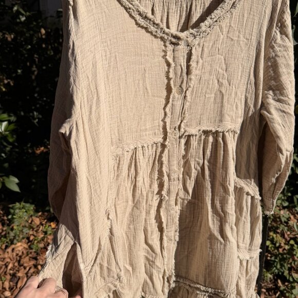 Paper Lace Beige Ruffle Tunic with Pockets L | Boho Layering Top - Picture 4 of 4